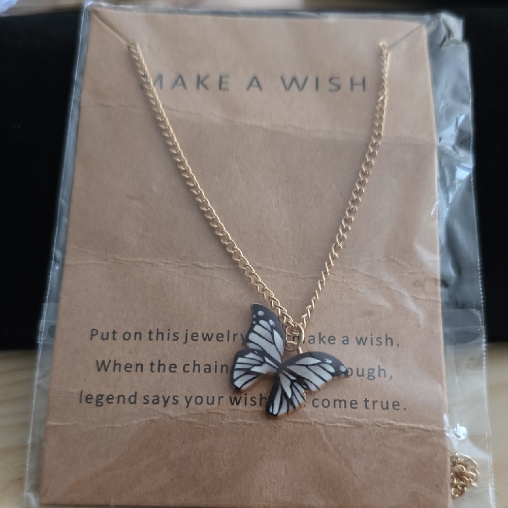 Gold Butterfly Pendant Necklace